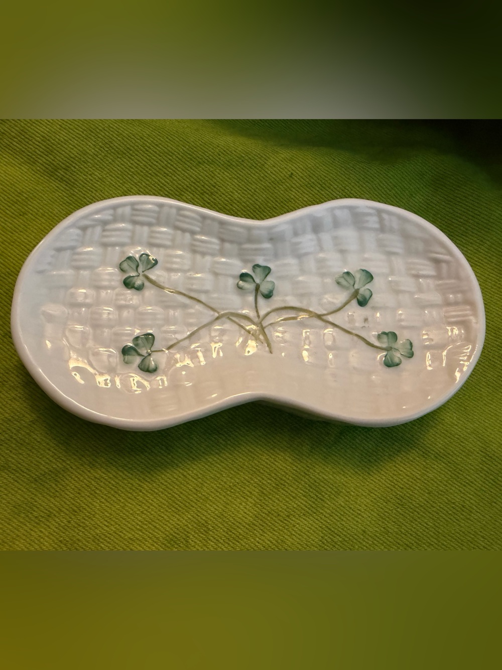 Belleek Clover Eye Glass Holder Dish with Green Shamrock Motif
